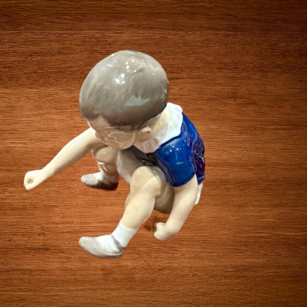 BING & GRONDAHL PORCELAIN FIGURE “DICKIE BOY”.